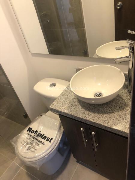 Piso – Bogotá D.C. - Más
