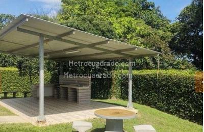 Apartamento de 3 alcobas en venta en Conjunto Santo Domingo, Ibagué, 70 m² · foto 15 de 20