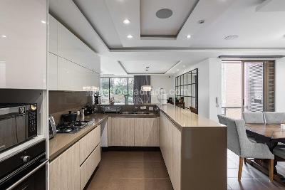 Apartamento de 4 alcobas en venta en Nogales De La Colina, Bogotá, 280 m² · foto 9 de 20