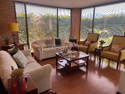 Casa de 4 alcobas en venta en Laestancia, Pasto, 700 m² · foto 2 de 10