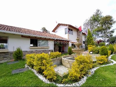Casa de 5 alcobas en arriendo en San José De Bavaria Hacienda La Conejera, Bogotá · foto 18 de 20