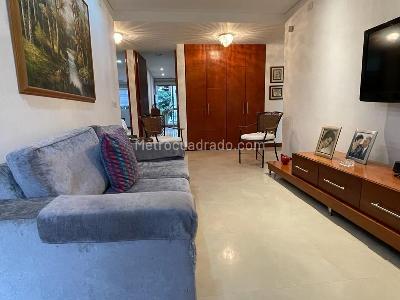 Apartamento de 3 alcobas en venta en Pance, Cali, 216 m² · foto 3 de 20