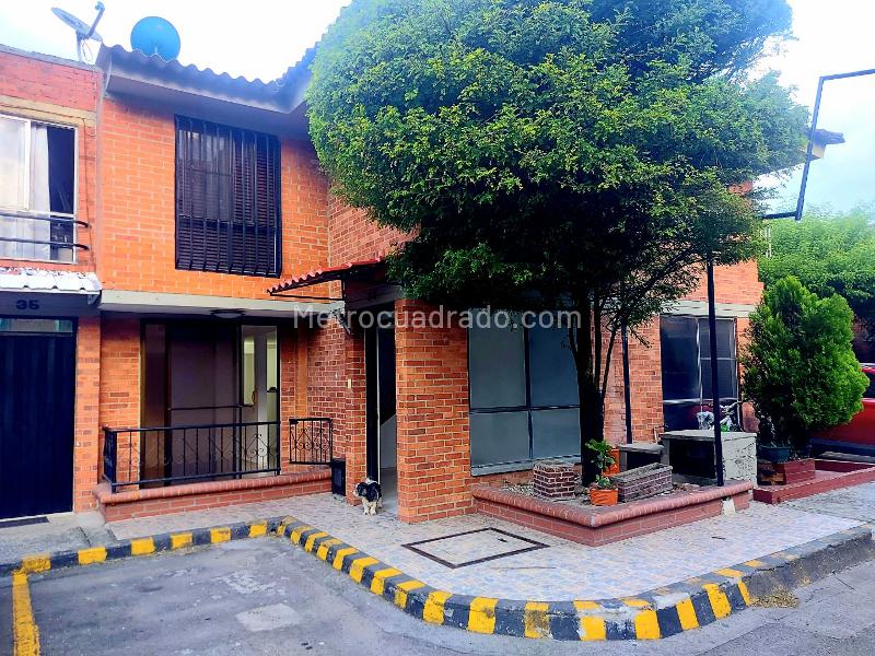 Casa – Cali, El Limonar, Comuna 17 - Vista 2