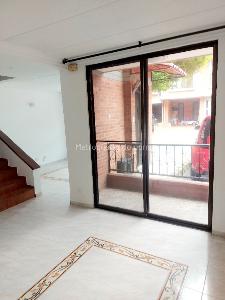 Casa de 3 alcobas en venta en El Limonar, Cali, 90 m² · foto 3 de 19