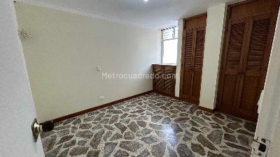 Apartamento de 3 alcobas en arriendo en Conquistadores, Medellín, 100 m² · foto 7 de 10