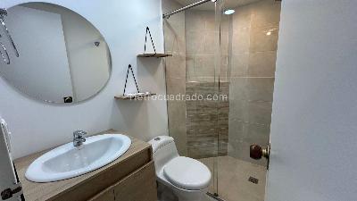 Apartamento de 3 alcobas en arriendo en Conquistadores, Medellín, 100 m² · foto 9 de 10