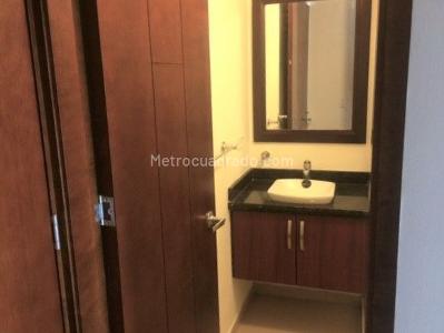 Apartamento de 1 alcoba en venta en El, Bogotá, 32 m² · foto 7 de 15