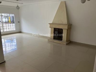 Casa en venta en Villa Del Prado, Bogotá · foto 6 de 20