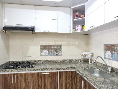 Casa de 3 alcobas en venta en Funza Centro, Funza, 81 m² · foto 3 de 17