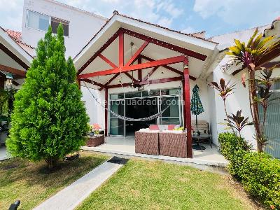 Casa de 4 alcobas en venta en Condominio Madeira, Girardot, 250 m² · foto 2 de 20