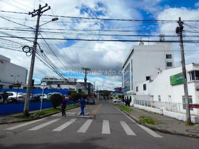 Casa de 5 alcobas en venta en San Nicolas, Bogotá, 310 m² · foto 3 de 9