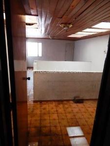 Casa de 5 alcobas en venta en San Nicolas, Bogotá, 310 m² · foto 9 de 9