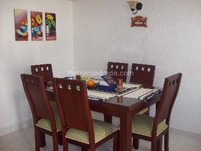 Casa de 3 alcobas en venta en Bello Horizonte, Girardot, 110 m² · foto 5 de 10