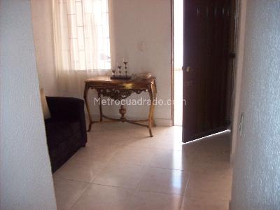 Casa de 3 alcobas en venta en Bello Horizonte, Girardot, 110 m² · foto 9 de 10