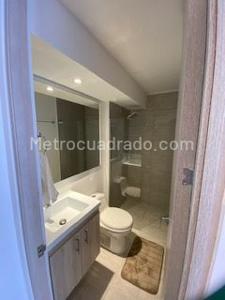 Apartamento de 3 alcobas en venta en Hacienda Alcala Cerezo, Funza, 68 m² · foto 2 de 18