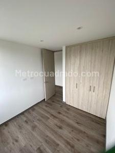Apartamento de 3 alcobas en venta en Hacienda Alcala Cerezo, Funza, 68 m² · foto 5 de 18