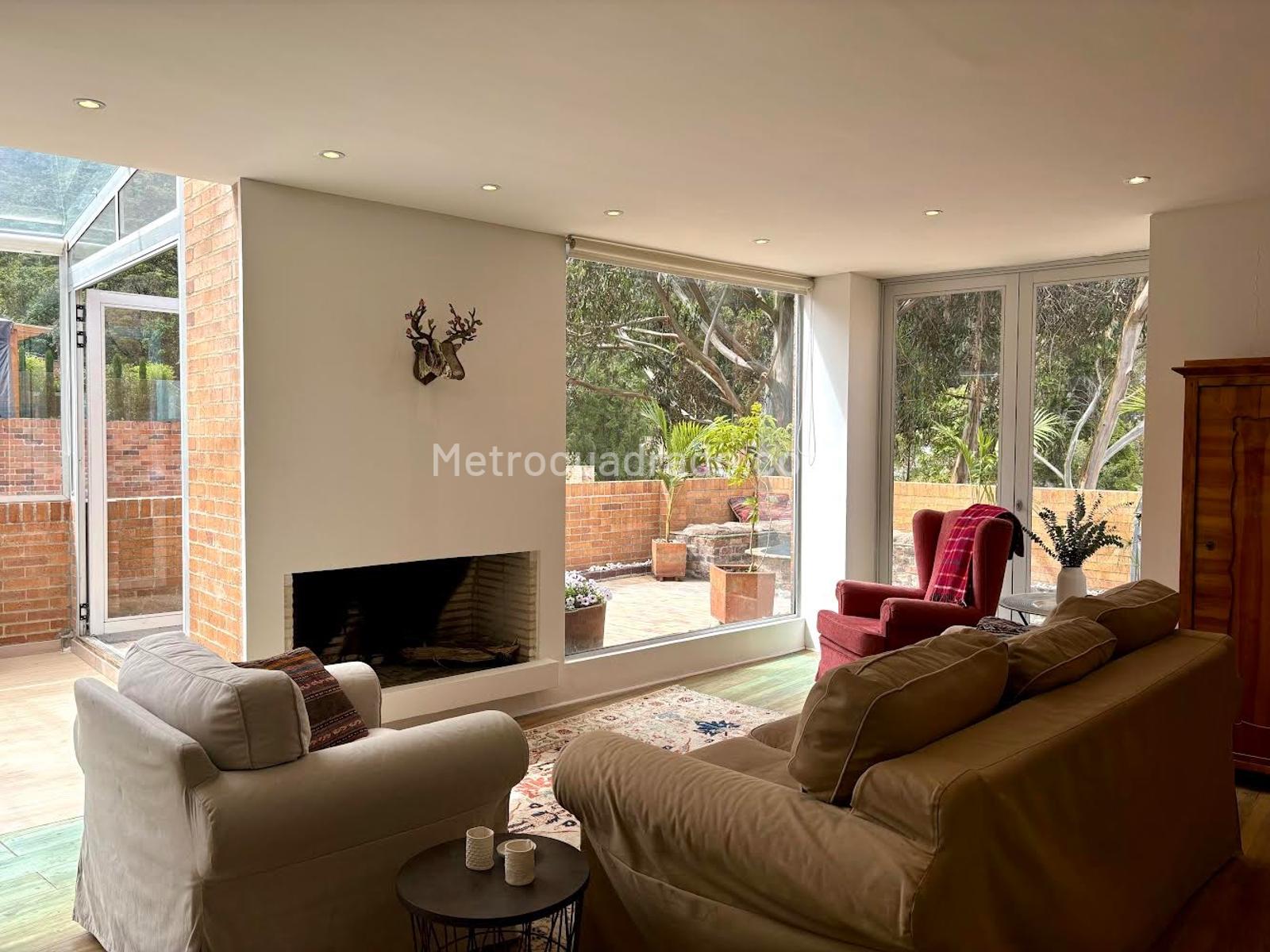 Apartamento en Arriendo  BOSQUE DE PINOS USAQUEN Cedritos