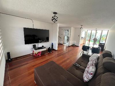 Casa de 4 alcobas en venta en Americas, Bogotá, 210 m² · foto 2 de 14