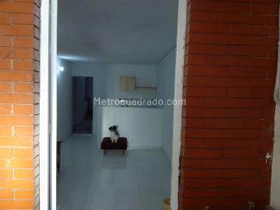 Casa de 5 alcobas en venta en El Madrigal, Bogotá, 256 m² · foto 12 de 20