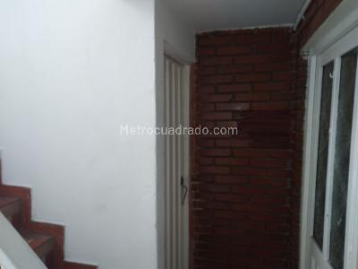 Casa de 5 alcobas en venta en El Madrigal, Bogotá, 256 m² · foto 7 de 20
