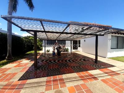 Casa de 4 alcobas en venta en El Penon, Girardot, 582 m² · foto 2 de 20