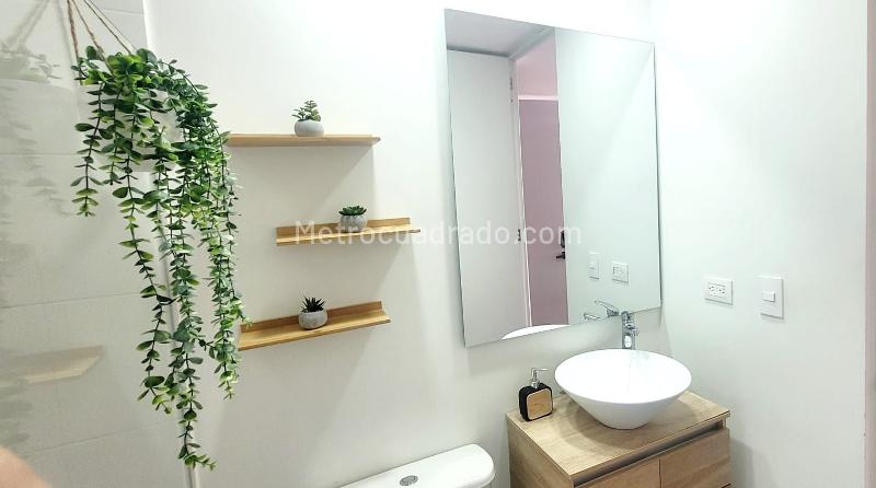 Apartamento en Arriendo, SAN MARTIN CENTRO   Centro Internacional, Bogotá D.C. - Więcej