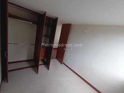 Apartamento de 3 alcobas en venta en Portal Norte Nueva Zelandia, Bogotá, 78 m² · foto 7 de 11