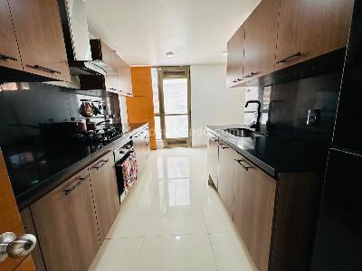 Casa de 4 alcobas en arriendo en Camino De Arrayanes, Bogotá, 280 m² · foto 8 de 20