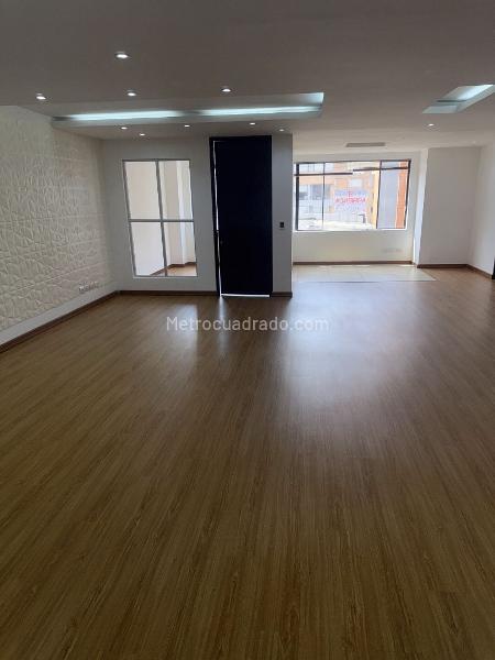 Oficina en Arriendo, Chico Norte, Bogotá D.C. - Más