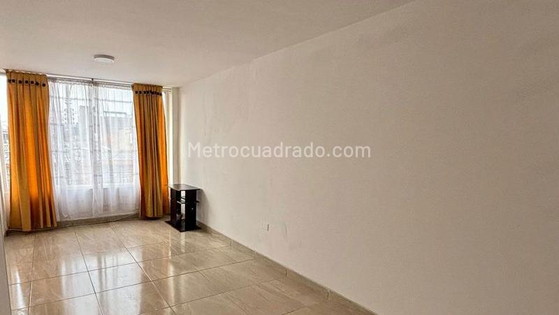 Casa en Venta, LA SERENA   Engativá, Bogotá D.C. - Widok 2