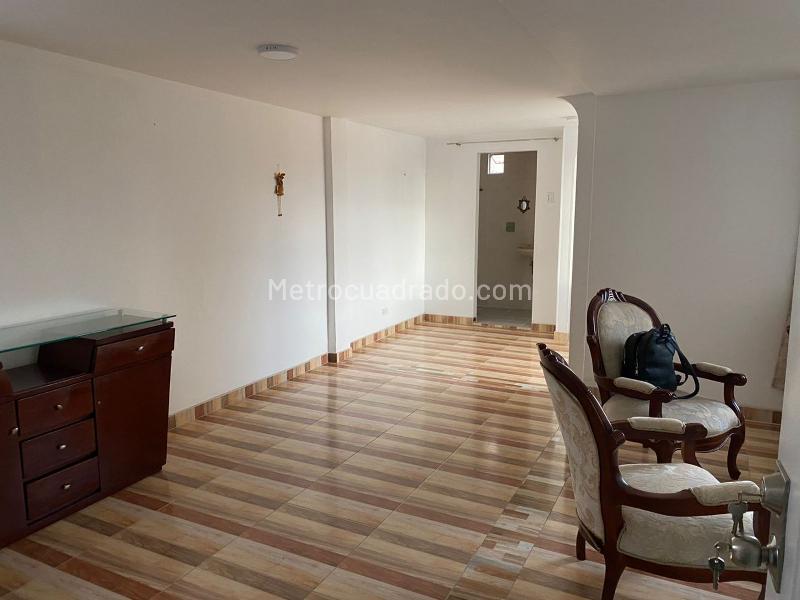 Casa en Venta, LA SERENA   Engativá, Bogotá D.C. - Widok 4