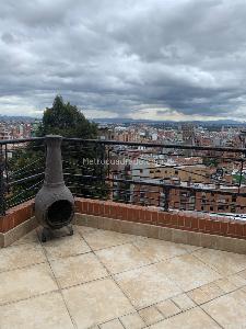 Apartamento de 5 alcobas en venta en Los Rosales Emaus, Bogotá, 224 m² · foto 2 de 19