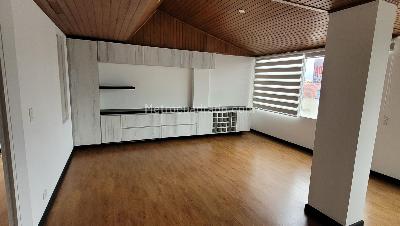 Apartamento de 3 alcobas en venta en Cedritos Contador, Bogotá, 117 m² · foto 2 de 20