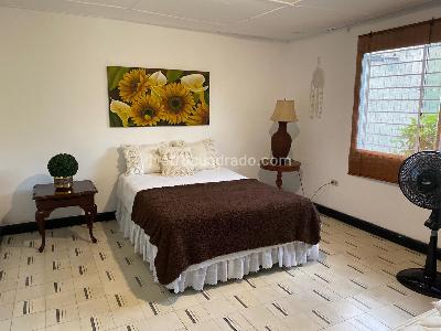 Casa de 4 alcobas en venta en El Poblado, Barranquilla, 567 m² · foto 9 de 16