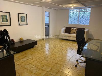 Casa de 4 alcobas en venta en El Poblado, Barranquilla, 567 m² · foto 10 de 16