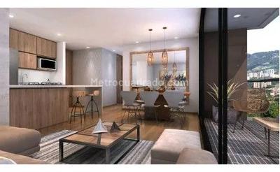 Apartamento de 2 alcobas en venta en Envigado, Envigado, 68 m² · foto 4 de 20