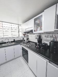 Apartamento de 2 alcobas en venta en Antiguo Contry, Bogotá, 173 m² · foto 7 de 19