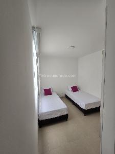 Apartamento de 3 alcobas en venta en La Colina, Girardot, 77 m² · foto 15 de 19