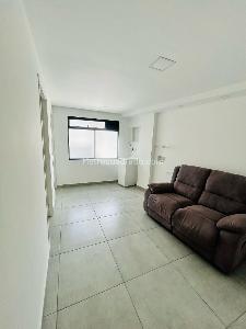 Apartamento de 3 alcobas en venta en Manchester, Bello, 85 m² · foto 11 de 20