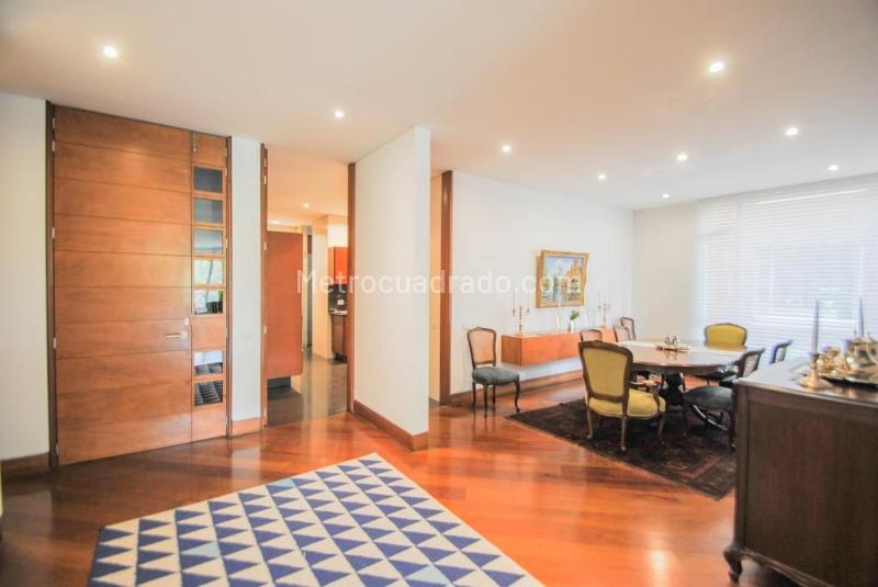 Piso – Bogotá, Chicó Lago - Vista 4