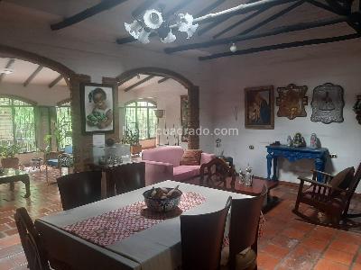 Casa de 5 alcobas en venta en San Antonio, Cali, 370 m² · foto 9 de 16
