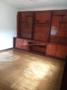 Casa de 5 alcobas en venta en Palermo Marly, Bogotá, 244 m² · foto 10 de 20