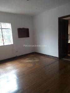 Casa de 5 alcobas en venta en Palermo Marly, Bogotá, 244 m² · foto 9 de 20