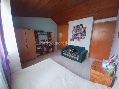 Casa de 4 alcobas en venta en Americas Occidental Mandalay, Bogotá, 140 m² · foto 13 de 19
