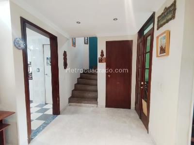 Casa de 4 alcobas en venta en Americas Occidental Mandalay, Bogotá, 140 m² · foto 3 de 19