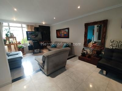 Casa de 4 alcobas en venta en Americas Occidental Mandalay, Bogotá, 140 m² · foto 5 de 19