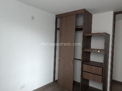 Apartamento de 3 alcobas en venta en Castilla Tintal, Bogotá, 64 m² · foto 8 de 20
