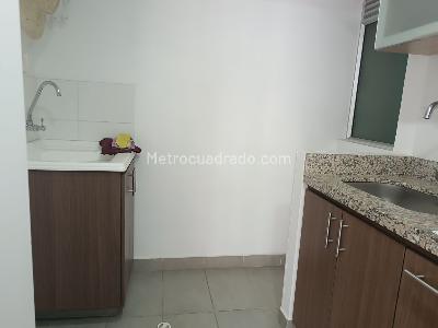 Apartamento de 3 alcobas en venta en Castilla Tintal, Bogotá, 64 m² · foto 3 de 20