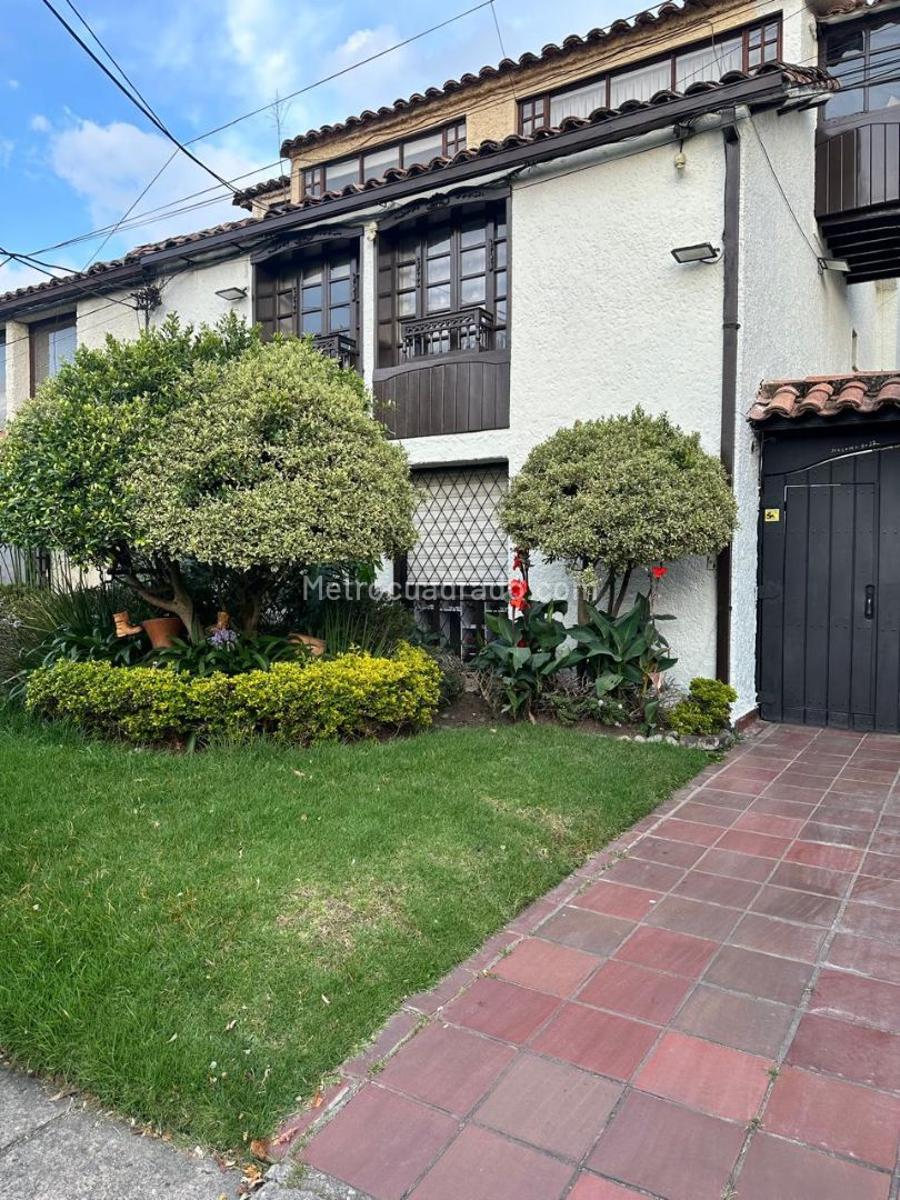 Casa en Venta  LAGARTOS PONTEVEDRA Cerros de Suba