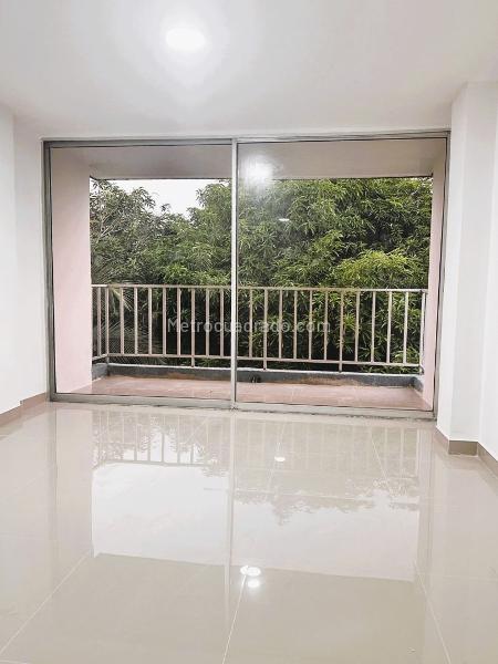 Piso – Barranquilla, El Poblado, Riomar - Más